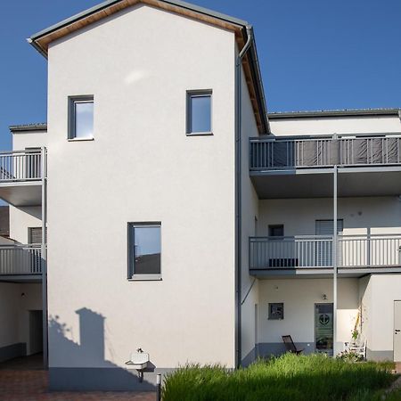 Captain'S Suite Neusiedl am See Buitenkant foto