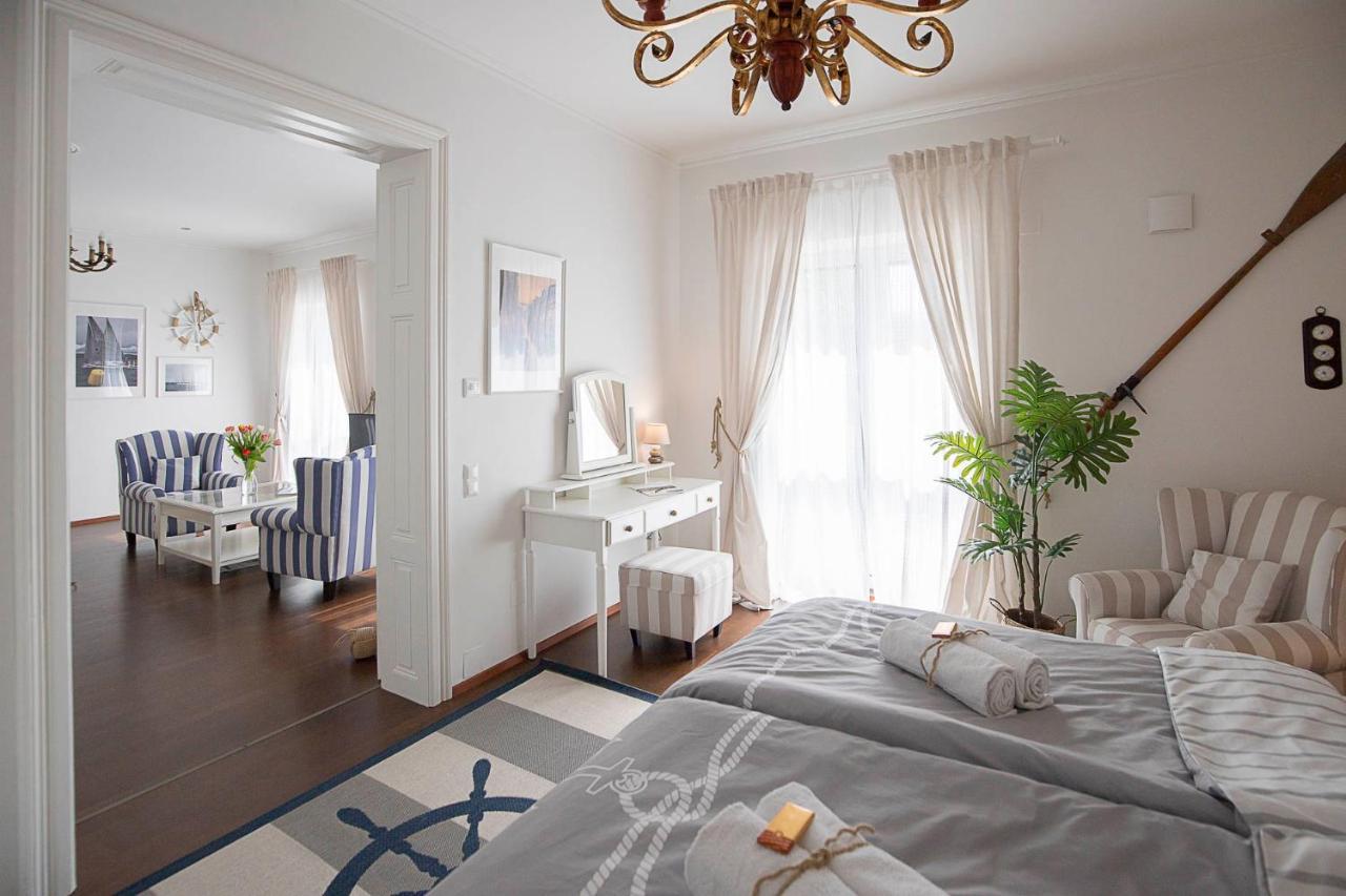 Captain'S Suite Neusiedl am See Buitenkant foto